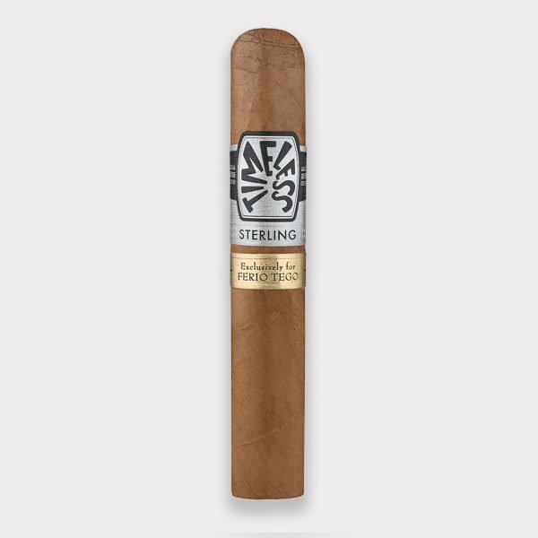 Timeless Sterling Robusto